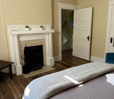 Waterford Valley Apartamento | Waterfordbridge Apartments - 2 Bedroom Top Floor