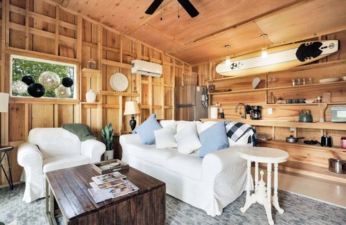 Locustville Cabaña | Waterfront 1BR on Working Farm w/Deck + View