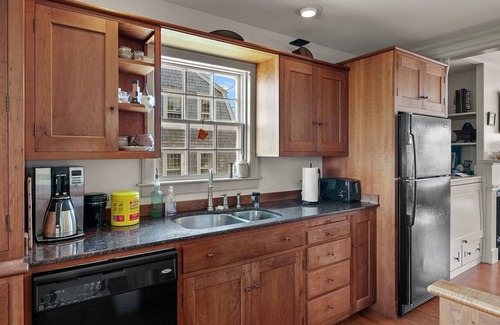 Westport Point Casa | Waterfront- 3 Bedroom Home on Westport Point