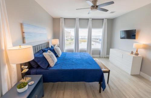 El Lago Casa | Waterfront 3br Seabrook Bay & Sunset Views!