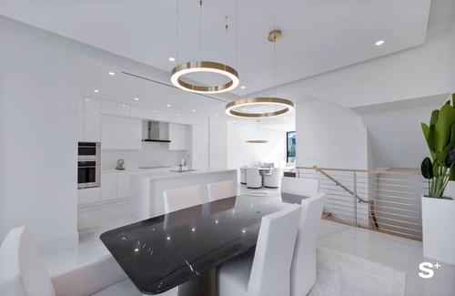 Eastern Shores Casa | Waterfront 4BR Townhome Near Bal Harbour