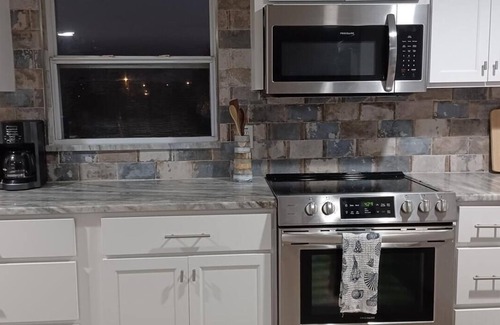 Vista Del Mar Casa | Waterfront 4BR 6+Crib 3BA+Study/Gm Rm Pool Kayak jetski
