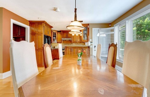 Brock Casa | Waterfront 4BR Cottage: *Boat Deck & BBQ*