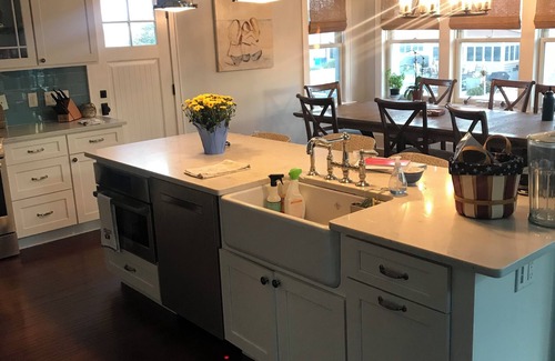 Normandy Beach Casa | WATERFRONT 5-bedroom w/heated pool NORMANDY BEACH