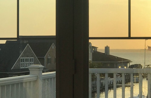 Normandy Beach Casa | WATERFRONT 5-bedroom w/heated pool NORMANDY BEACH