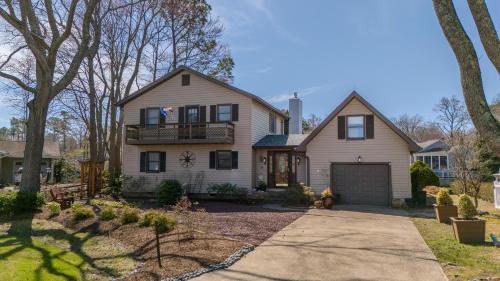 Ocean Pines Casa | Waterfront 5-Bedroom Home in Ocean Pines Spacious & Luxurious Retreat