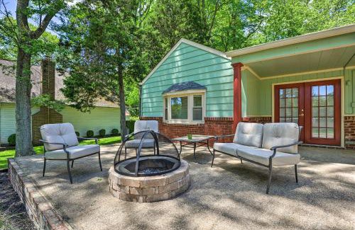 Annapolis Casa | Waterfront Annapolis Home Fire Pit and Fishing Pier