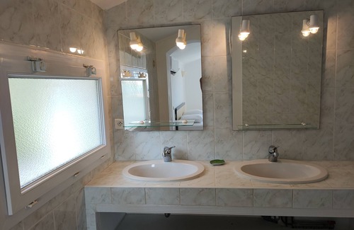 Tarcu Apartamento | Waterfront apartment for 4 people