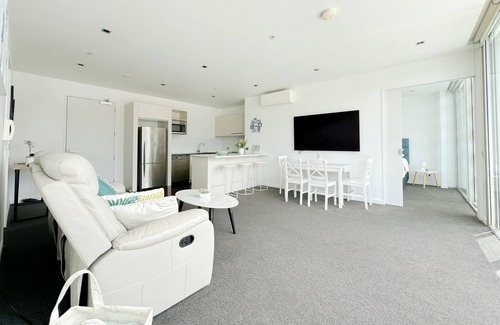 Auckland Central Business District Apartamento | Waterfront Apartment with Sky tower & Harbour View