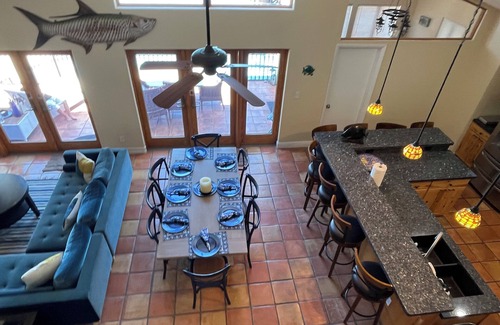 Marathon Villa | Waterfront Beauty 8-guests, Dock, Kayaks and more