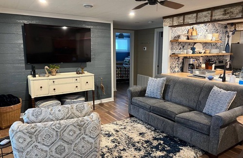 Fox Lake Casa | Waterfront Bliss!