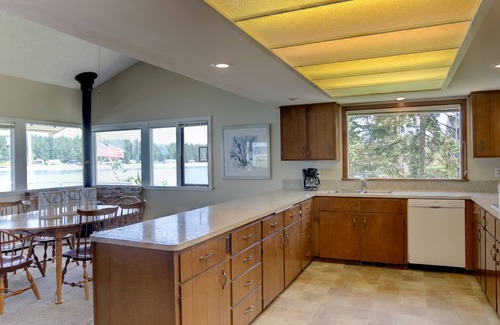 Gig Harbor Casa | ¡OFERTAS DE ÚLTIMO MINUTO! Vistas panorámicas del Monte Olímpico y la playa frente al mar