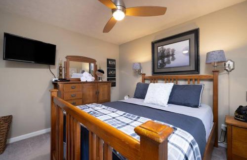 Stanardsville Casa | Waterfront Cabin 20 Mins to National Park & Massanutten!