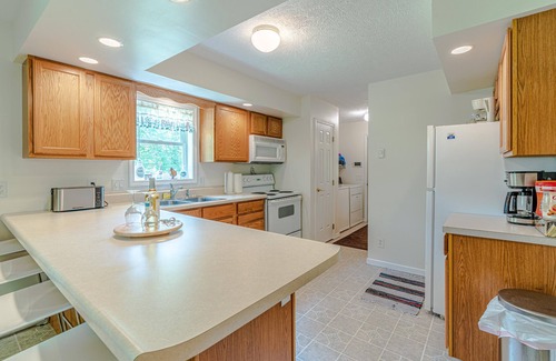 Old Fields Casa | Waterfront Cabin - Family and Dog Friendly