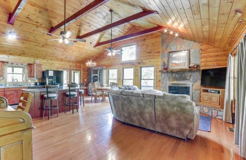 Blue Ridge Casa | Waterfront Cabin in Ellijay Hot Tub and Game Room