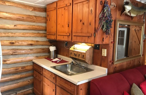 Lac du Flambeau Cabina | Pacífica, prístino lago cabaña de troncos en gran playa con agua clara