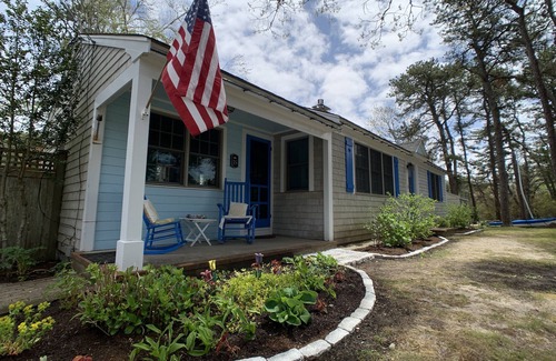 East Harwich Casa | Cape Cod Cottage en el paseo marítimo, capacidad para 6 personas, playa de asociación privada.