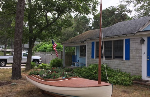 East Harwich Casa | Cape Cod Cottage en el paseo marítimo, capacidad para 6 personas, playa de asociación privada.