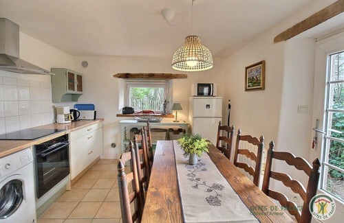 Le Ru Casa | Waterfront charm and authenticity! Rated 3 stars.