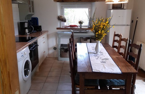 Le Ru Casa | Waterfront charm and authenticity! Rated 3 stars.