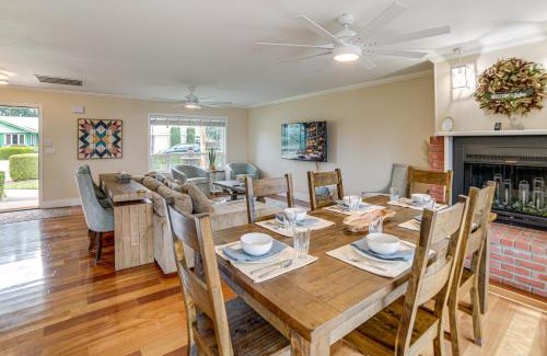 Upper Lake Casa | Waterfront Clear Lake Home with Game Room and Deck!
