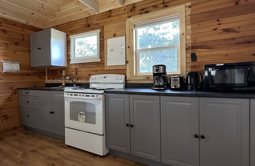 Stanhope Cabaña | Waterfront Club House-up to 10 people-new renovations