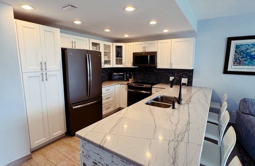 New Smyrna Beach Condominio | Waterfront Condo w/boat slip on the intercostal!