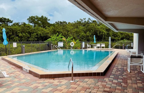 New Smyrna Beach Condominio | Waterfront Condo w/boat slip on the intercostal!