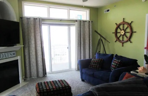 Crisfield Condominio | Waterfront Condo Getaway