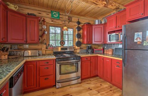 Center Conway Casa | Waterfront Conway Vacation Rental with Deck!