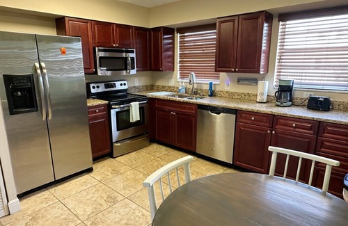 Florida North Atlantic Coast Apartamento | Waterfront Corner 2bd/1ba Apt in NPB