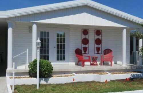 Pembroke Park Casa | Waterfront cottage with 3 bedrooms & 3 beds
