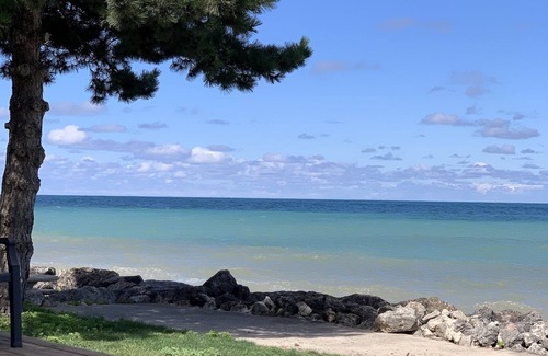 Craigleith Cabaña | Waterfront cottage on Georgian bay