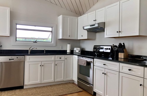 Wiscasset Cabaña | Cottage Waterfront con vistas panorámicas, muelle de aguas profundas