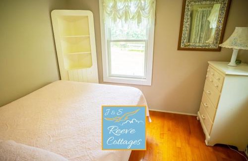 Aquebogue Casa | Waterfront Cottage 4