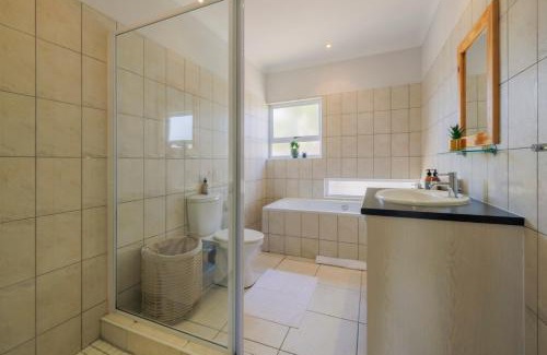 Vineta Apartamento | Waterfront Cottage B3