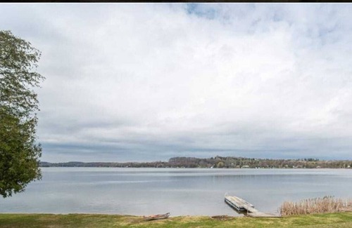 Selwyn Cabaña | Waterfront Cottage close to city