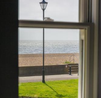 Aldeburgh Casa | Waterfront Cottage