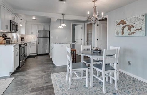 Luxemburg Cabaña | WATERFRONT Cottage in Door County, SLEEPS 7