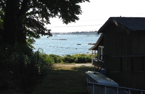 Mystic - New London Cabaña | Waterfront Cottage, Mason's Island, Mystic, CT, pasos de la playa