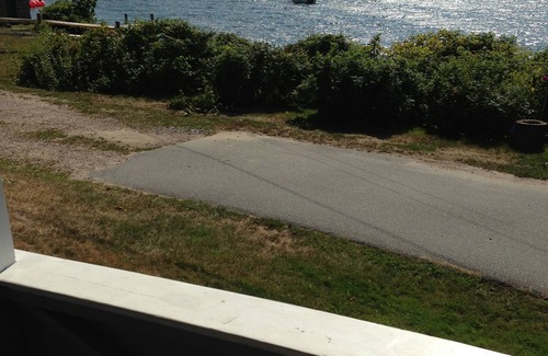 Mystic - New London Cabaña | Waterfront Cottage, Mason's Island, Mystic, CT, pasos de la playa