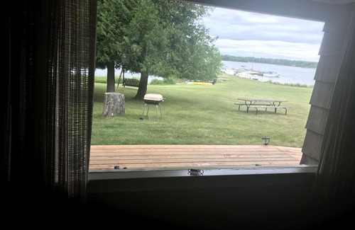 Washington Island Cabaña | Casa frente al mar en el puerto de Detroit. Hermosa playa y atraque.