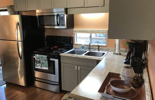 Leesburg Cabaña | Waterfront Cottage on the Harris chain in Leesburg