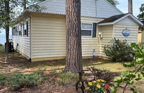 Cobb Island Casa | Waterfront Cottage with Pier & Boatlift on the Beautiful Potomac River