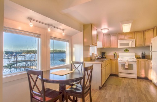 Friday Harbor Cabaña | Waterfront Cottage a las afueras de Friday Harbor - (Best Place Cottage)