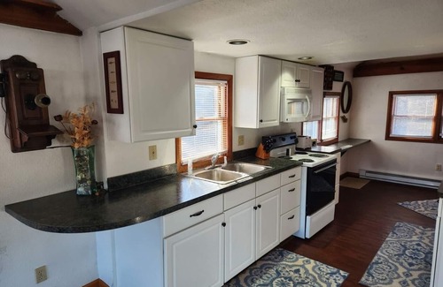 Colton Cabaña | Waterfront Cottage with Hot Tub! Sleeps 6, Free Kayaks, Bikes & Hiking Trail!