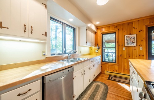 Middlesex Cabina | Waterfront cottage with private beach