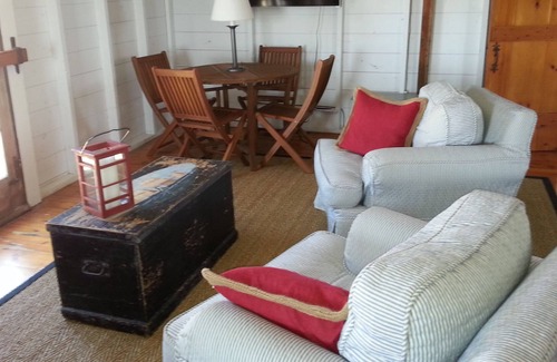 Eel Point Cabaña | Waterfront Cottage, su lugar de ensueño