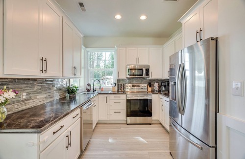 Tumtum Cabina | Waterfront Deck w/Fire Pit: Lake Spokane Gem!