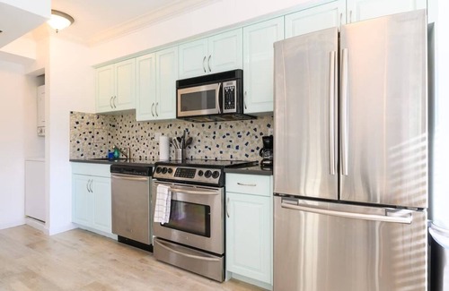 Hendricks and Venice Isles Apartamento | Waterfront Escape – Minutes to Las Olas & Beach